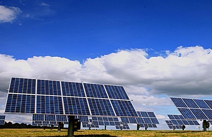 Dala trähus energi AB installerar solceller